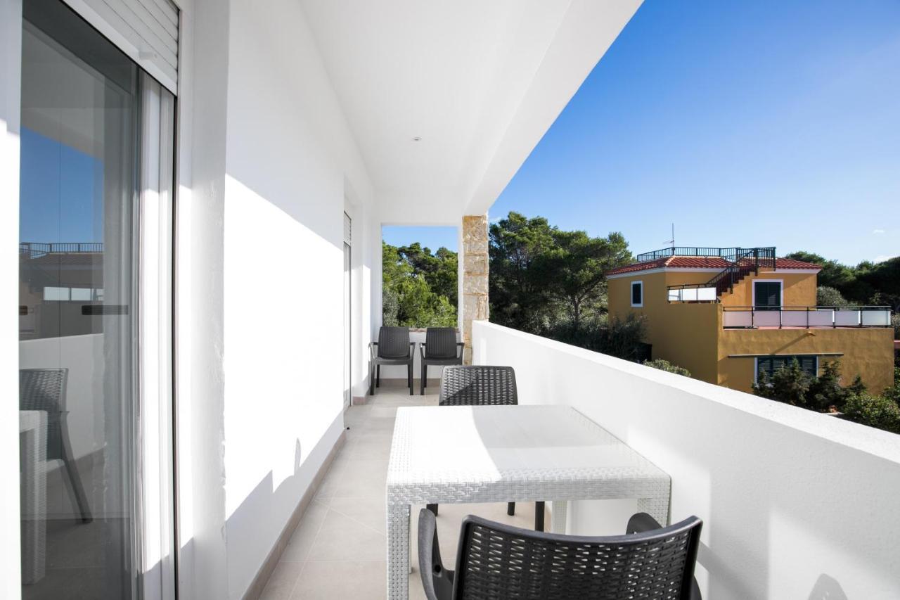 Apartamento Marei 2 Cala Blanca (Menorca) Exterior foto